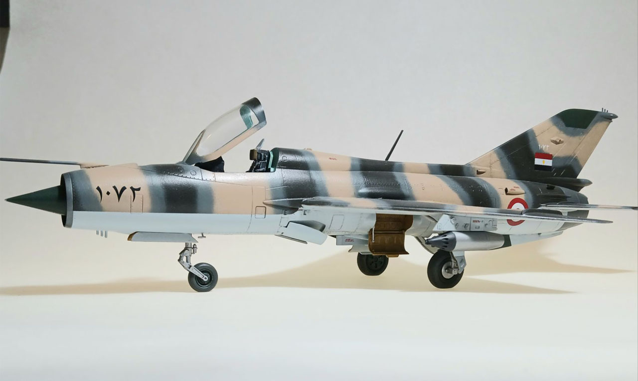 MiG 21PF (Academy 1/48)
Markings are for Egyptian Air Force during the 1973 Yom Kippur war.
