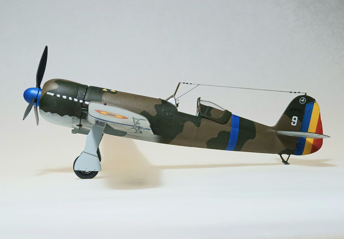 I.A.R. 80 Early Production, No. 8 Group, Flotilla 2 Romanian Air Force, March 1941 (Hobby Boss 1/48)
